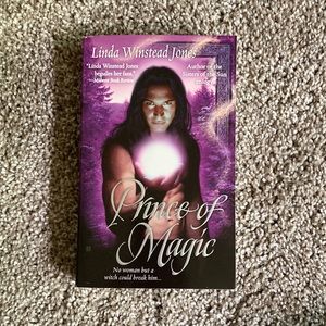 📚 5/$10 - Prince of Magic by Linda Winstead Jones
